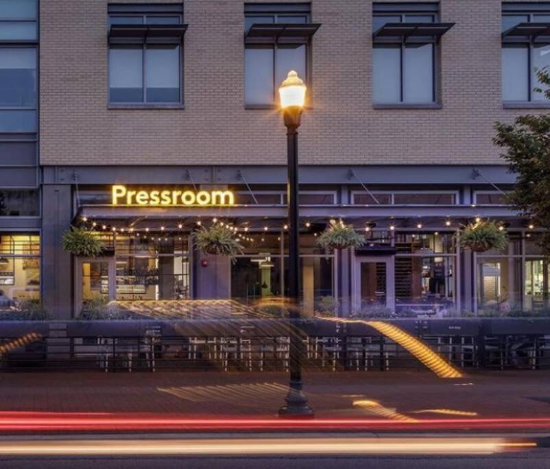 The Willa On 7Th, Located In Downtown Bentonville! Luaran gambar
