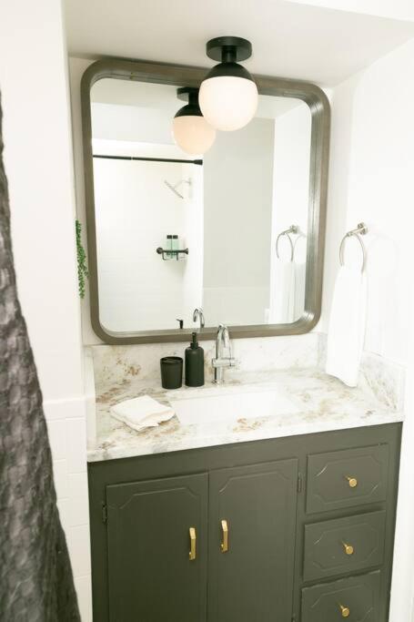 The Willa On 7Th, Located In Downtown Bentonville! Luaran gambar